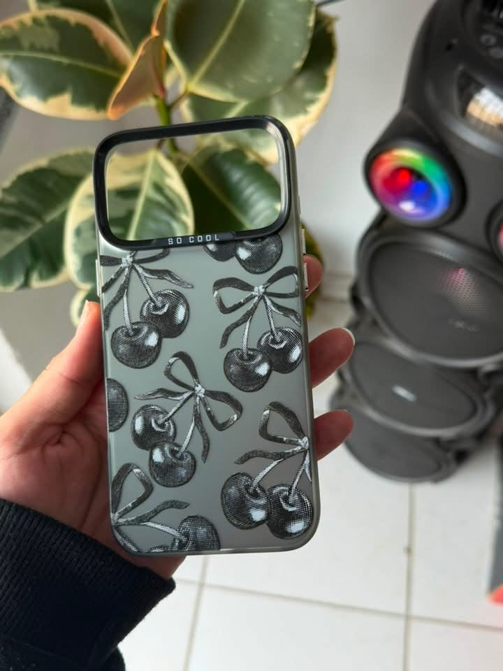 Funda Cherry negra