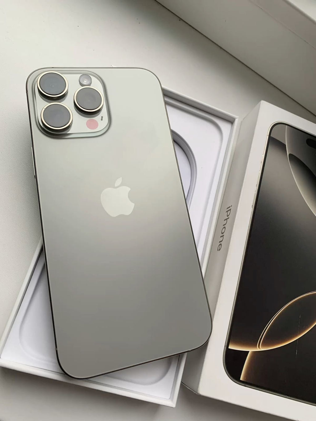 Iphone 16 Pro Max tester