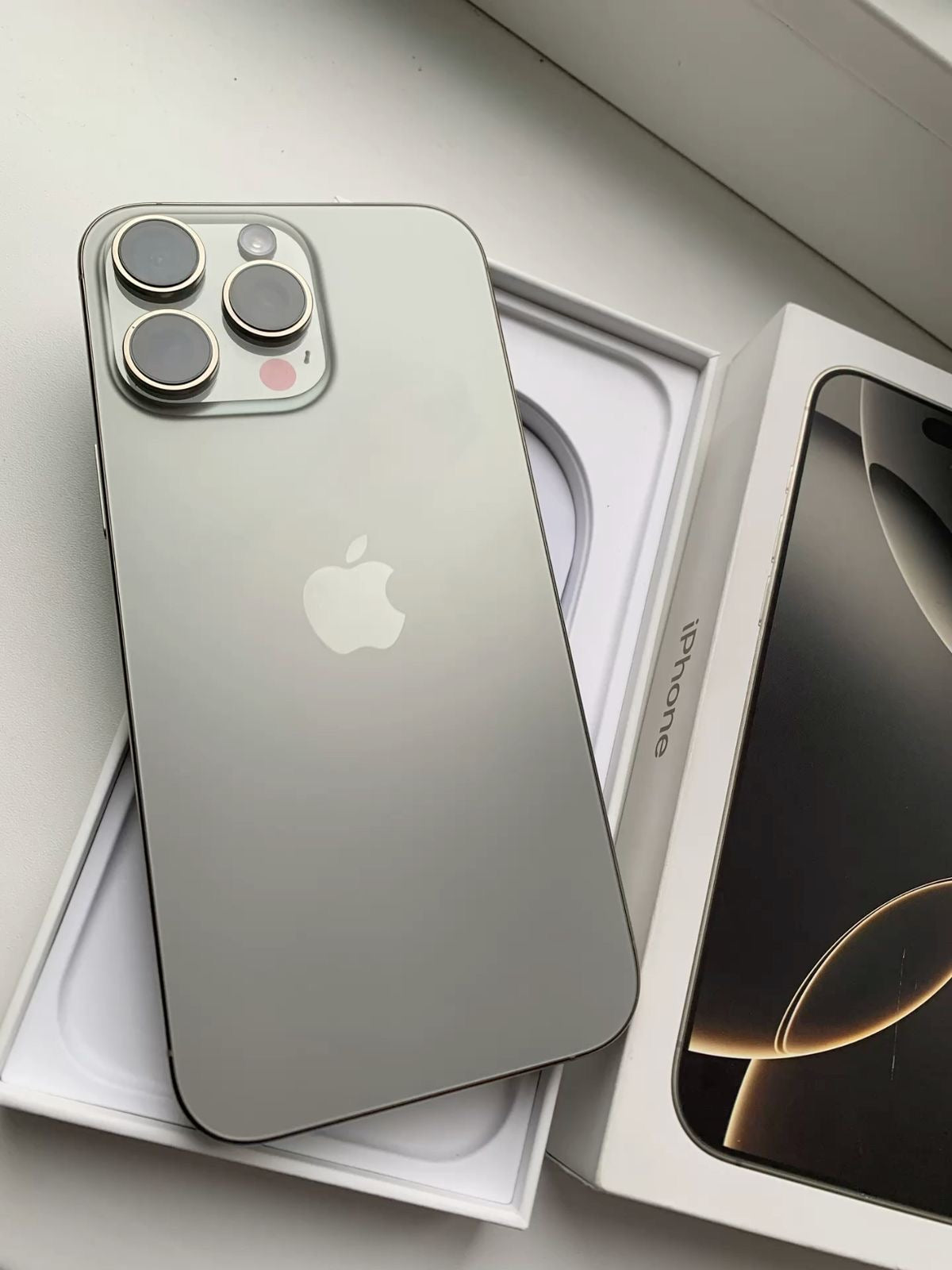 Iphone 16 Pro Max tester
