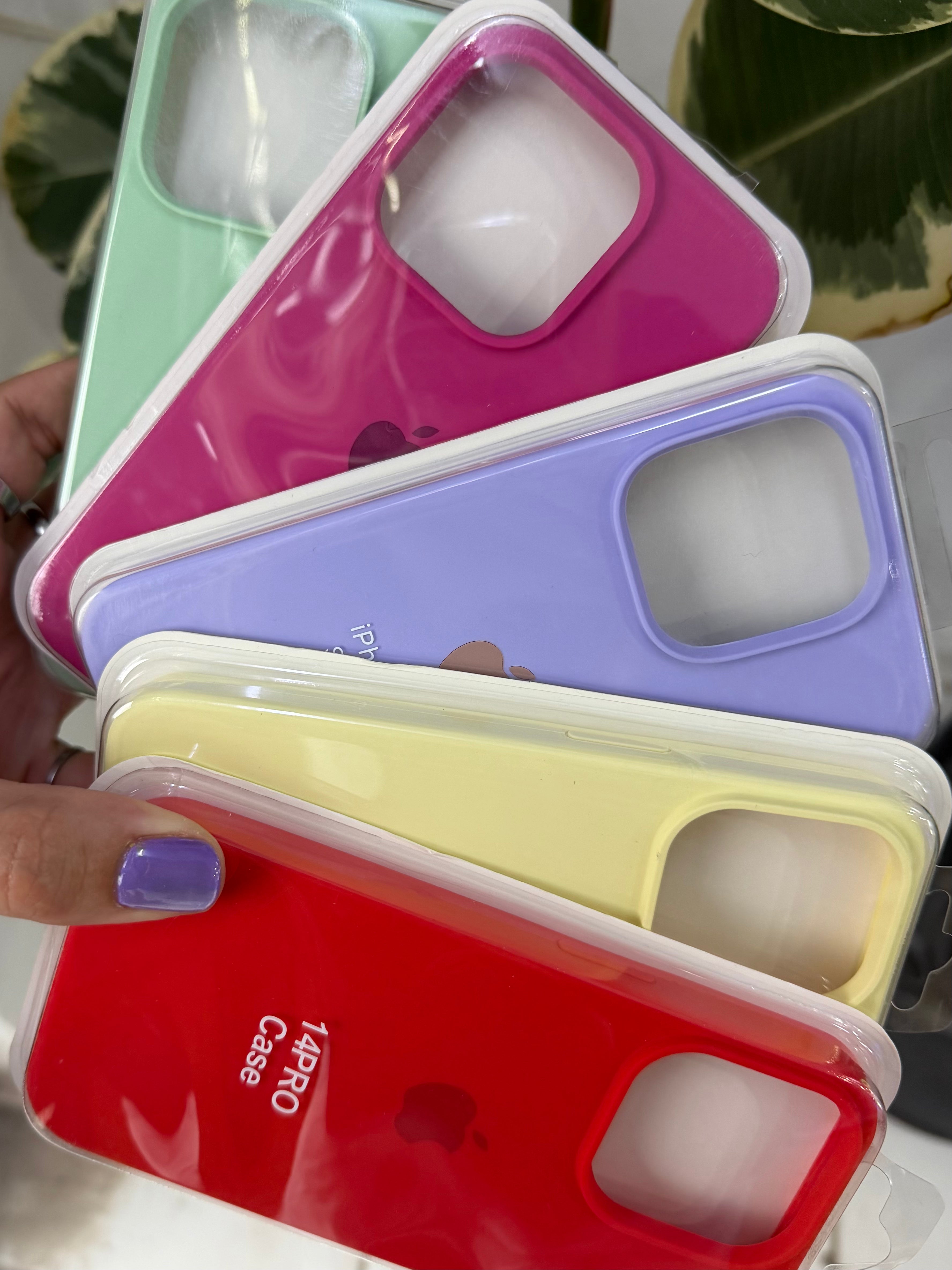 Silicone case 14 Pro